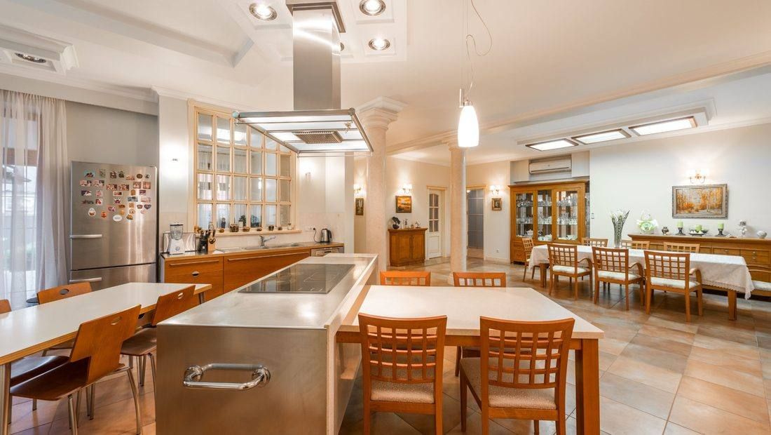 Spotless open-plan kitchen and dining area